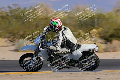 media/Nov-28-2022-Moto Forza (Mon) [[c5a51e62ca]]/B Group/Session (Turn 8)/